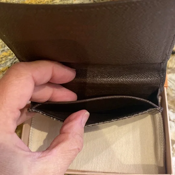 Authentic Louis Vuitton Men’s Wallet Card Holder - Picture 7 of 8